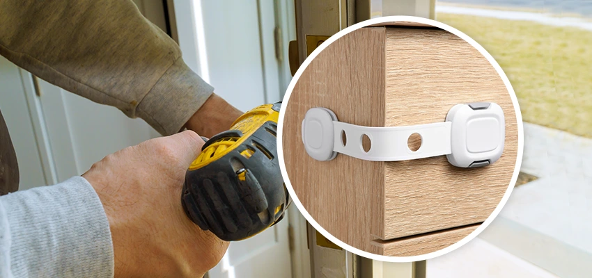 Childproof Sliding Door Locks in Winton, CA